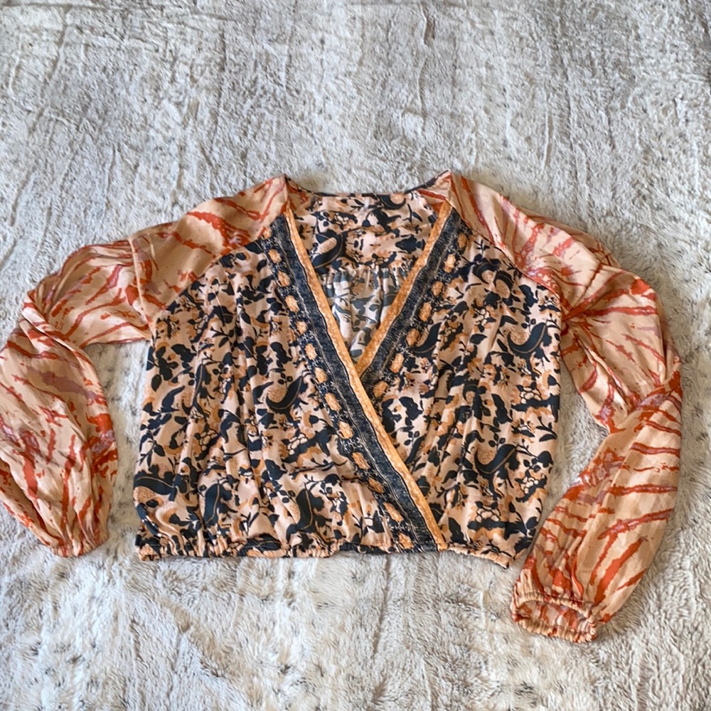 Silky open front Free People long sleeve top